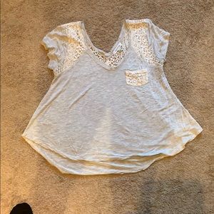 Gray women’s top